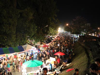 Chiang Mai flower-festival at night